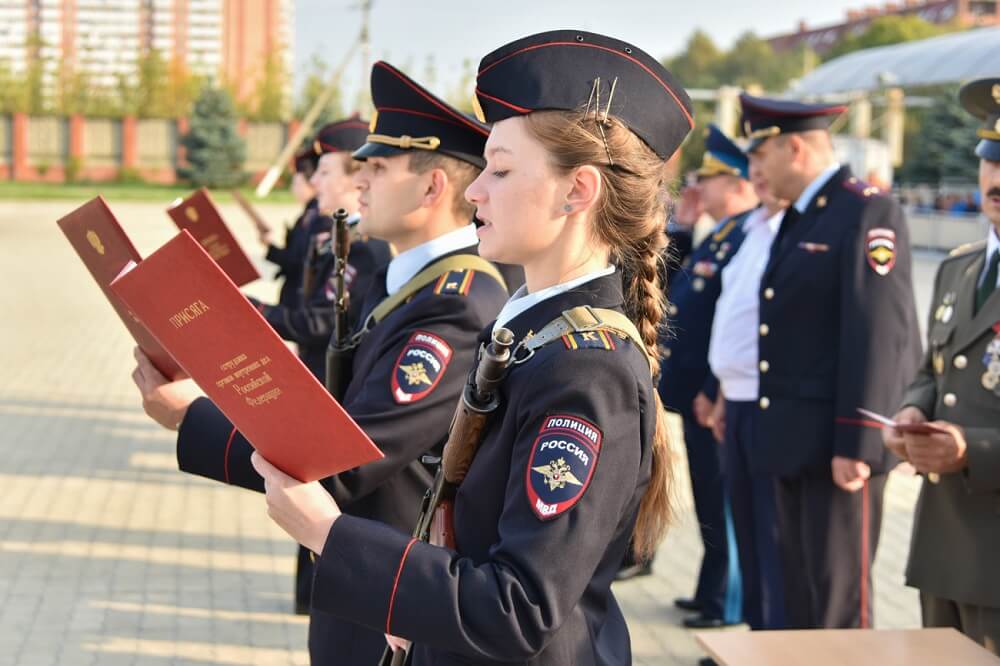 Выпусникам, выбирающим профессию.